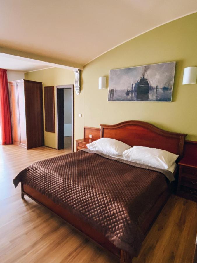 Riverside Apartments Thalia Karlovy Vary Extérieur photo