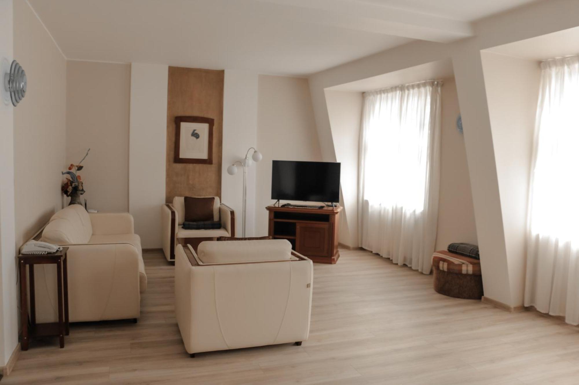 Riverside Apartments Thalia Karlovy Vary Extérieur photo