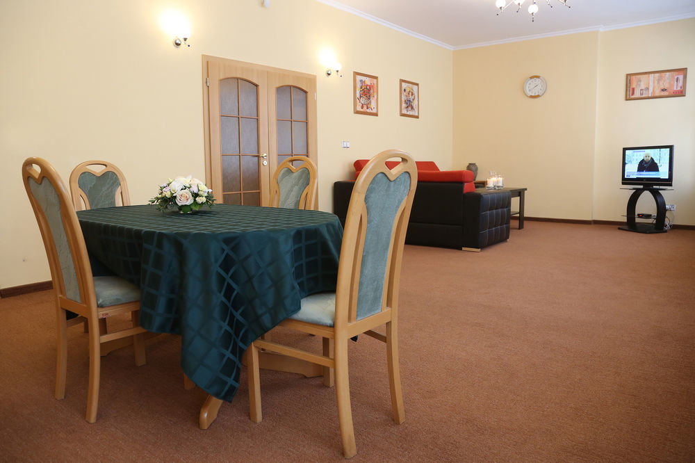 Riverside Apartments Thalia Karlovy Vary Extérieur photo