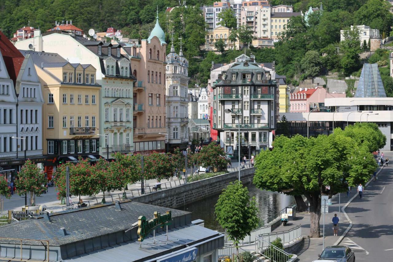 Riverside Apartments Thalia Karlovy Vary Extérieur photo
